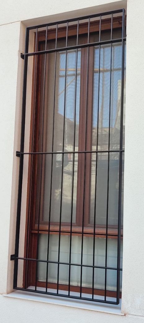 reja ventana 6